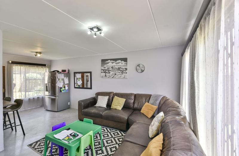 3 Bedroom Property for Sale in Weltevreden Park Gauteng