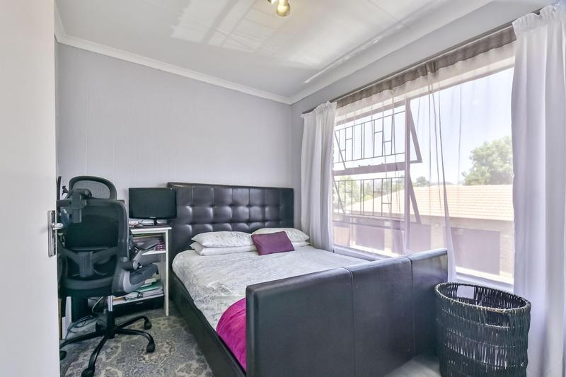 3 Bedroom Property for Sale in Weltevreden Park Gauteng