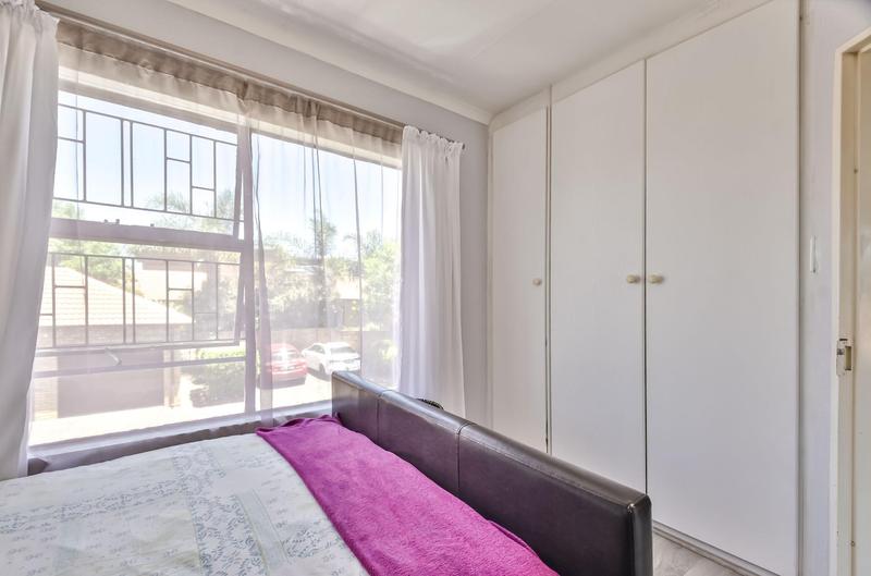 3 Bedroom Property for Sale in Weltevreden Park Gauteng