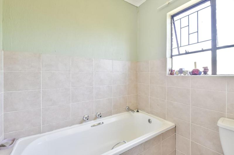 3 Bedroom Property for Sale in Weltevreden Park Gauteng