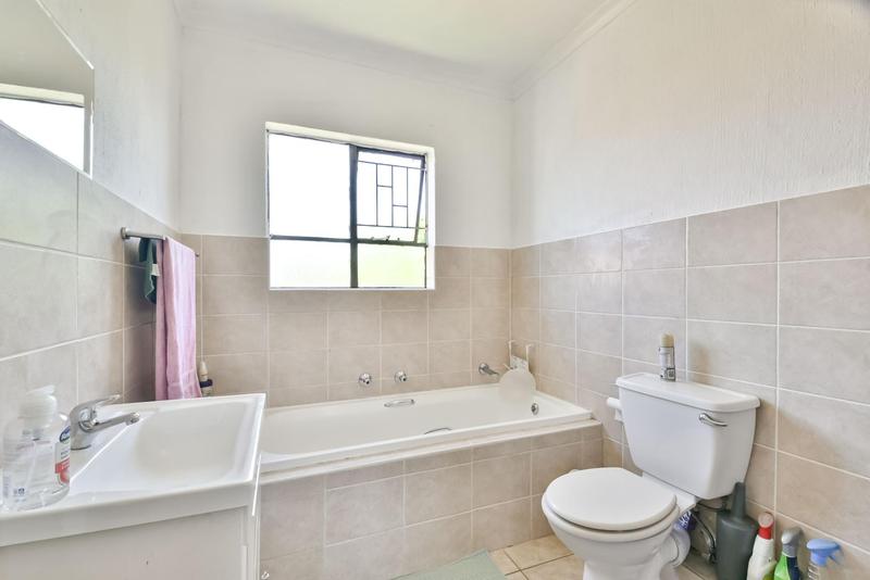 3 Bedroom Property for Sale in Weltevreden Park Gauteng