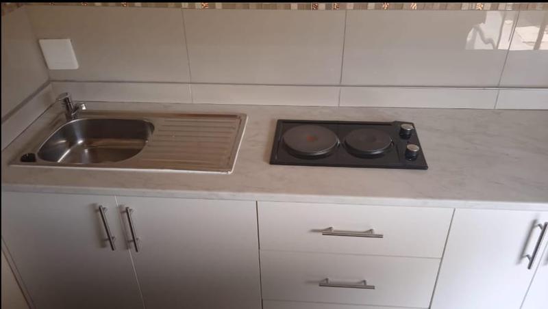 To Let 1 Bedroom Property for Rent in Van Riebeeck Park Gauteng