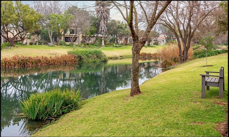 To Let 1 Bedroom Property for Rent in Van Riebeeck Park Gauteng