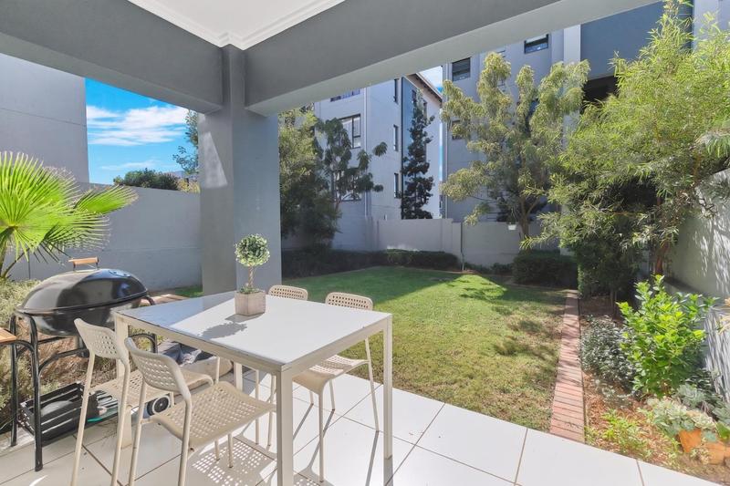 To Let 1 Bedroom Property for Rent in Lonehill Gauteng