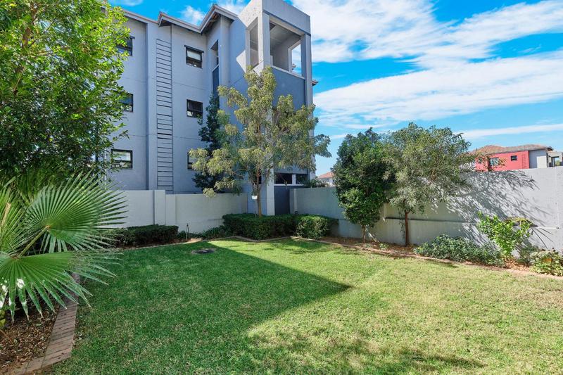 To Let 1 Bedroom Property for Rent in Lonehill Gauteng