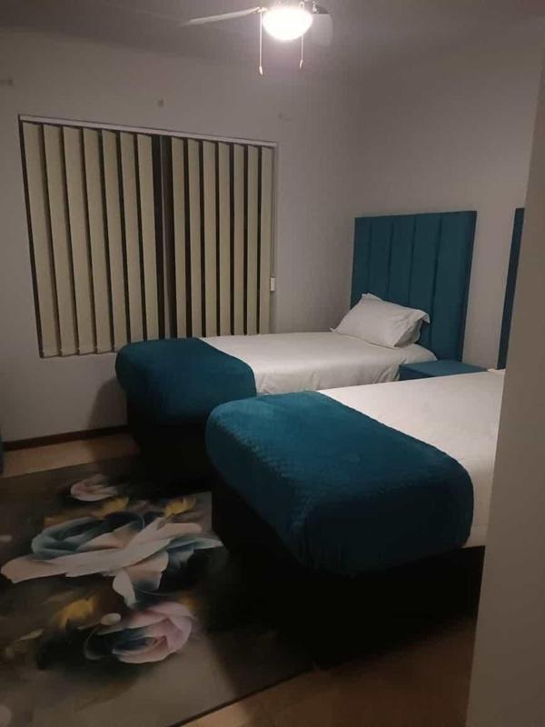 To Let 2 Bedroom Property for Rent in Greenstone Hill Gauteng