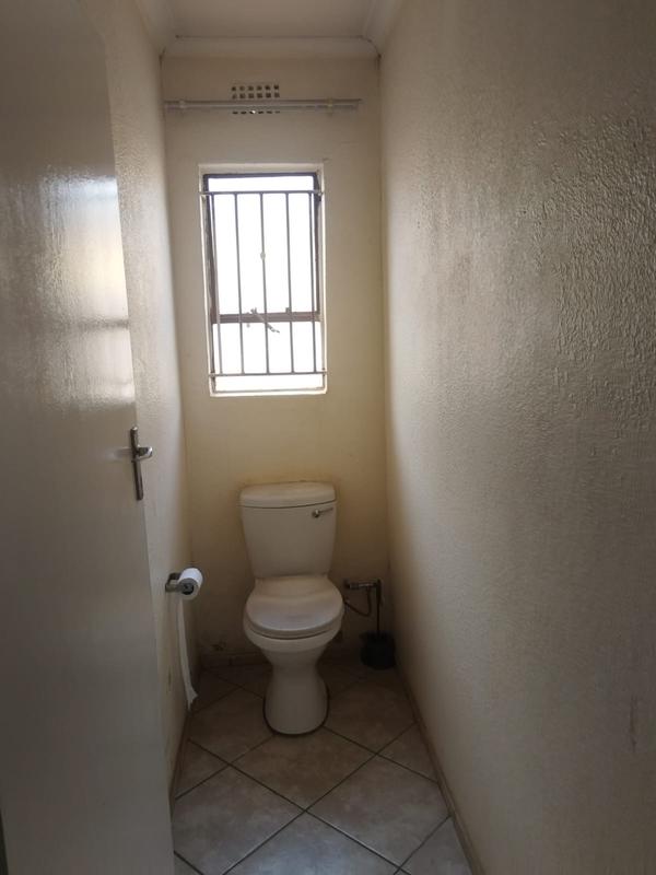 3 Bedroom Property for Sale in Dawn Park Gauteng
