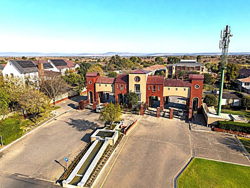 4 Bedroom Property for Sale in Heritage Hill Gauteng