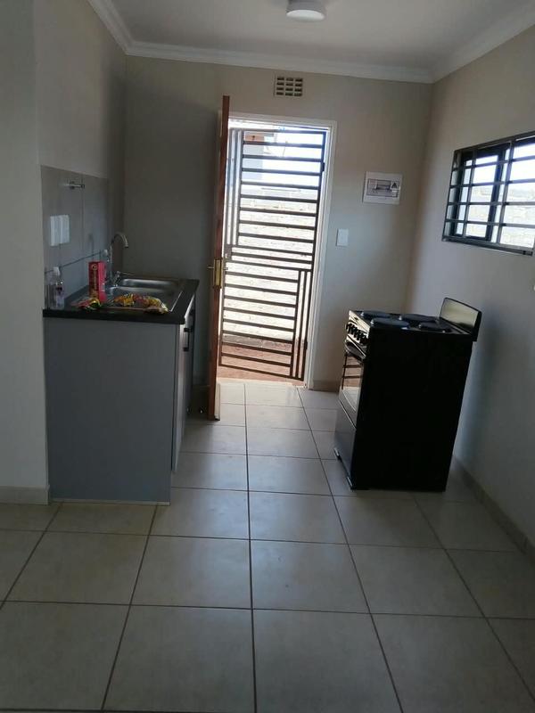 To Let 2 Bedroom Property for Rent in Randfontein Gauteng