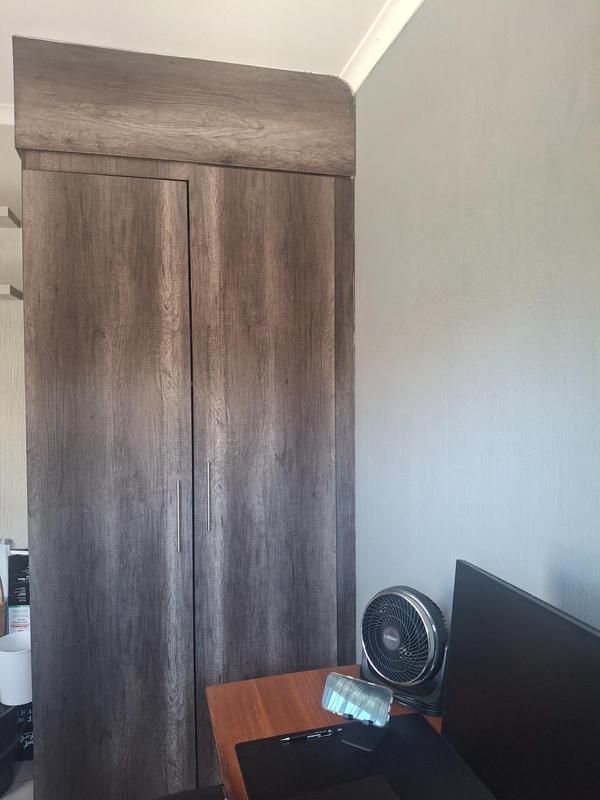 2 Bedroom Property for Sale in Victory Park Gauteng