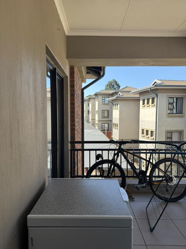 2 Bedroom Property for Sale in Victory Park Gauteng