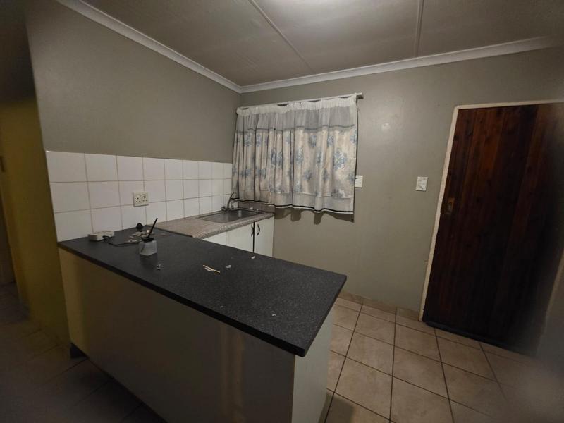 3 Bedroom Property for Sale in Windmill Park Gauteng