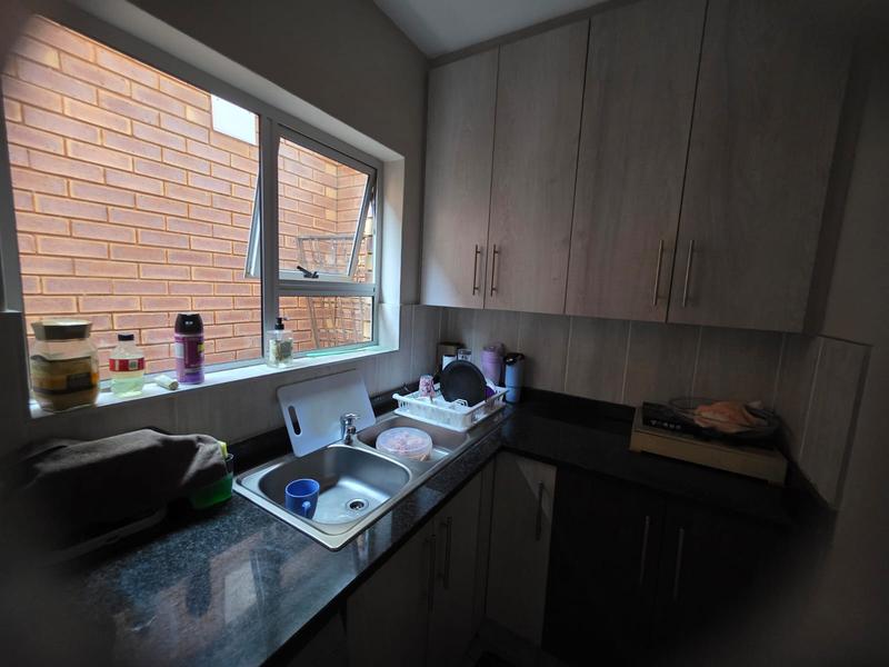 To Let 3 Bedroom Property for Rent in Glen Marais Gauteng