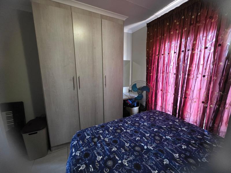To Let 3 Bedroom Property for Rent in Glen Marais Gauteng