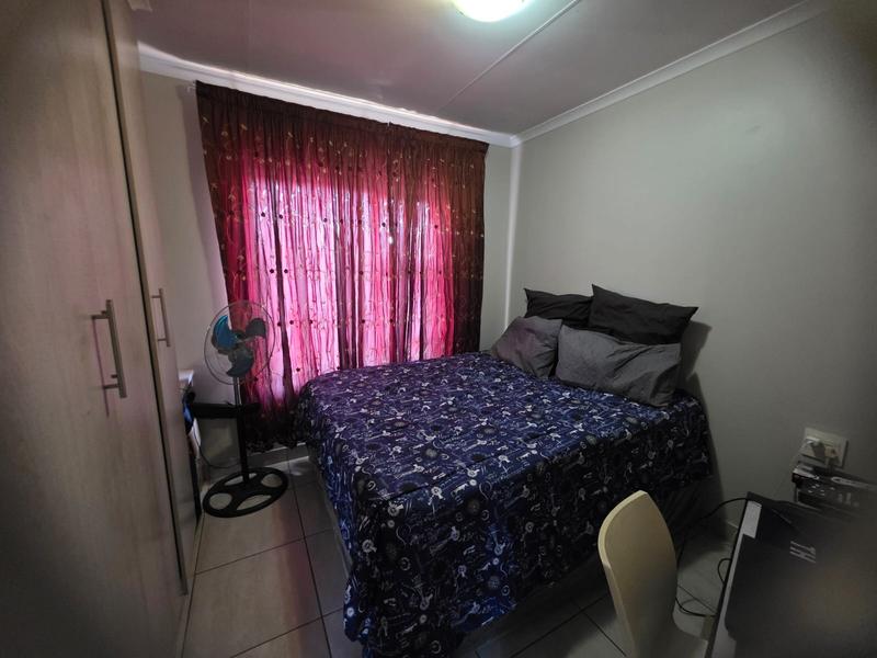 To Let 3 Bedroom Property for Rent in Glen Marais Gauteng