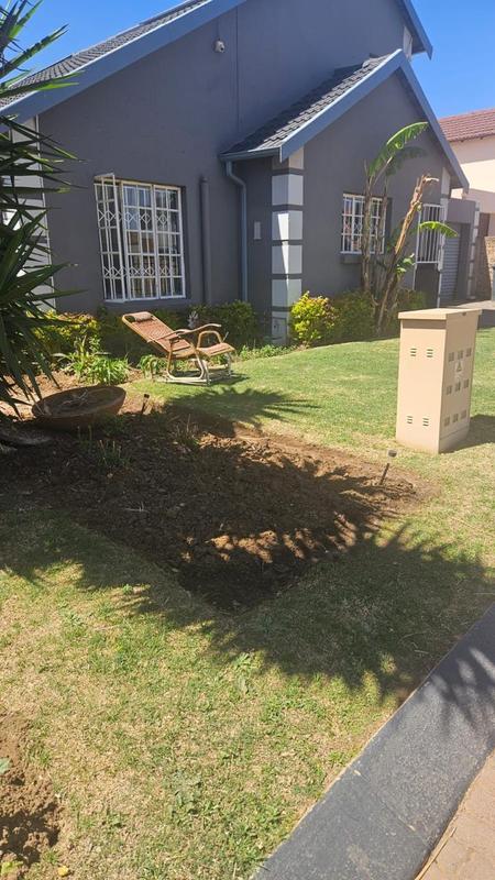 4 Bedroom Property for Sale in Sonneveld Gauteng