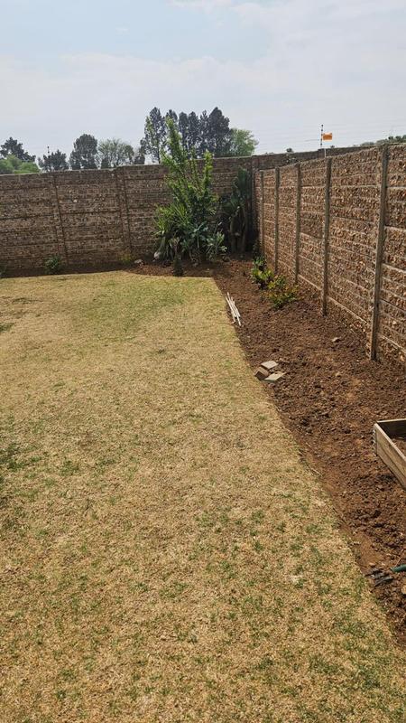 4 Bedroom Property for Sale in Sonneveld Gauteng