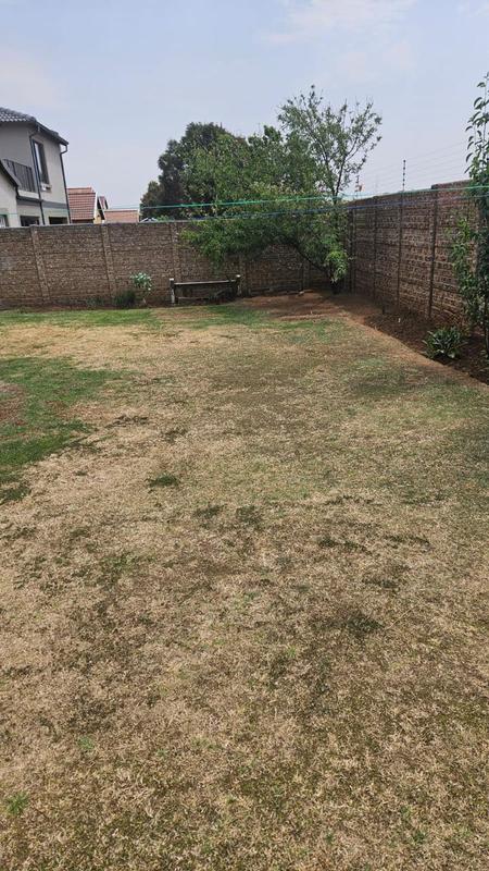 4 Bedroom Property for Sale in Sonneveld Gauteng