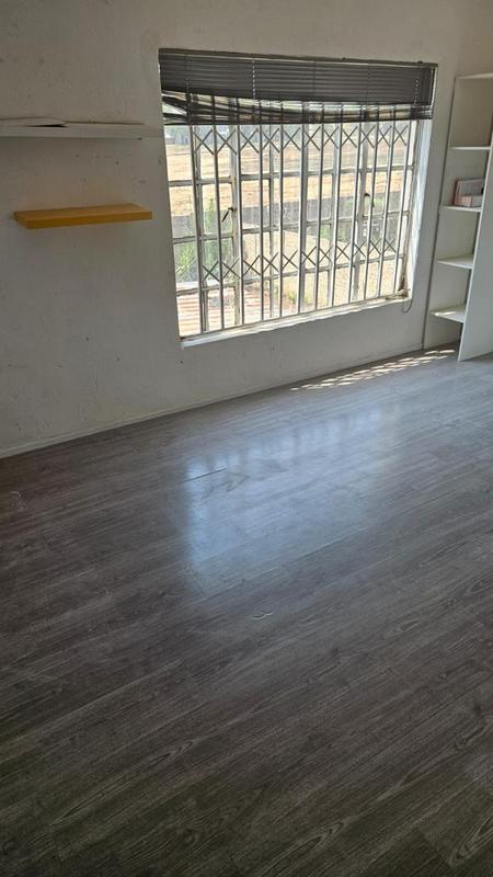 4 Bedroom Property for Sale in Sonneveld Gauteng