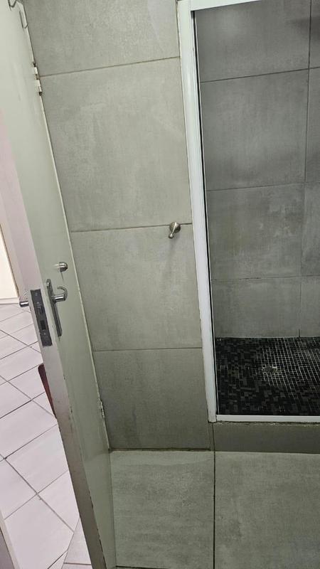 4 Bedroom Property for Sale in Sonneveld Gauteng
