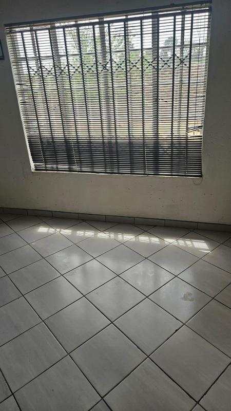 4 Bedroom Property for Sale in Sonneveld Gauteng