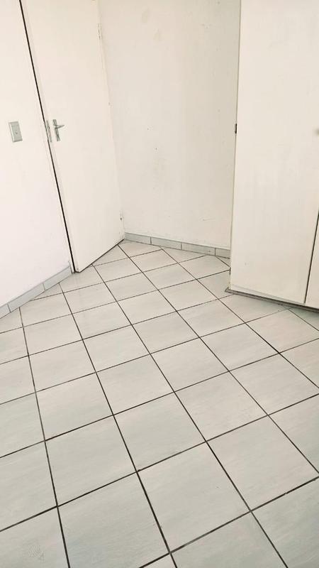 4 Bedroom Property for Sale in Sonneveld Gauteng