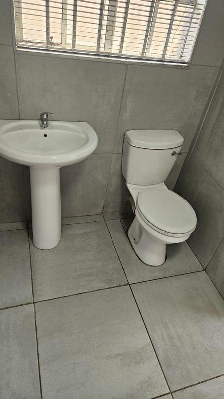 4 Bedroom Property for Sale in Sonneveld Gauteng