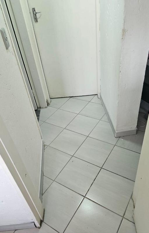 4 Bedroom Property for Sale in Sonneveld Gauteng