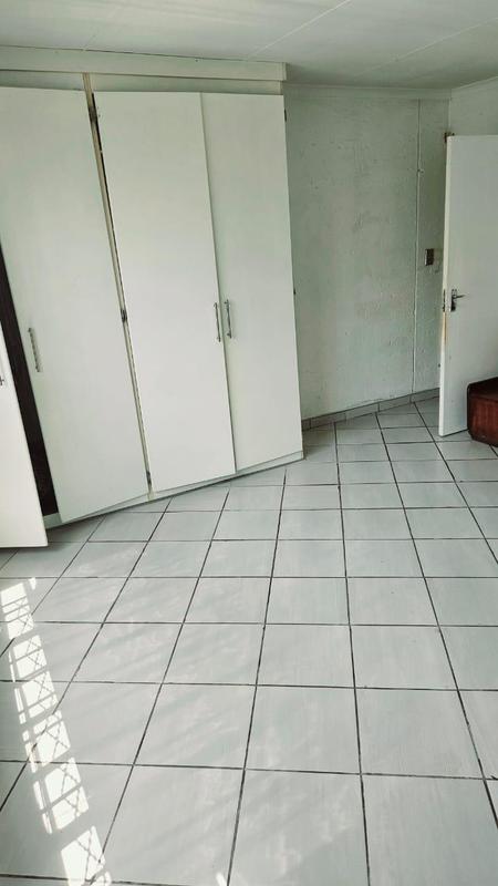 4 Bedroom Property for Sale in Sonneveld Gauteng