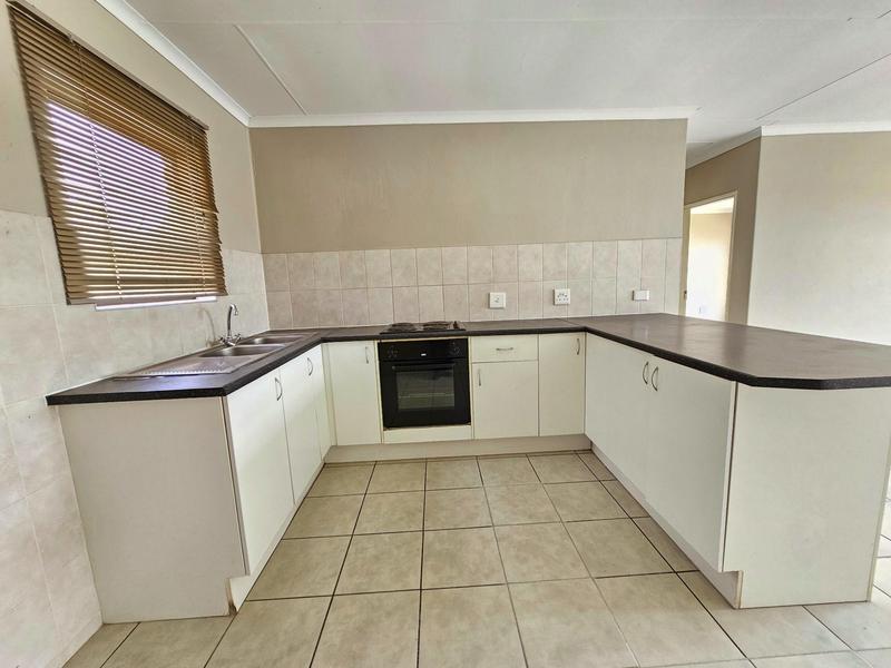 To Let 2 Bedroom Property for Rent in Princess A H Gauteng