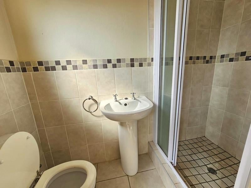 To Let 2 Bedroom Property for Rent in Princess A H Gauteng