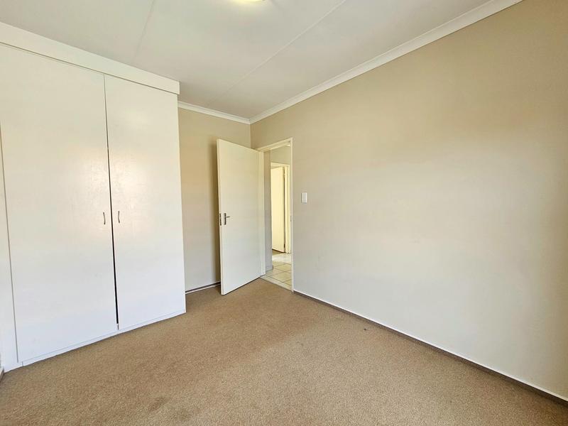 To Let 2 Bedroom Property for Rent in Princess A H Gauteng