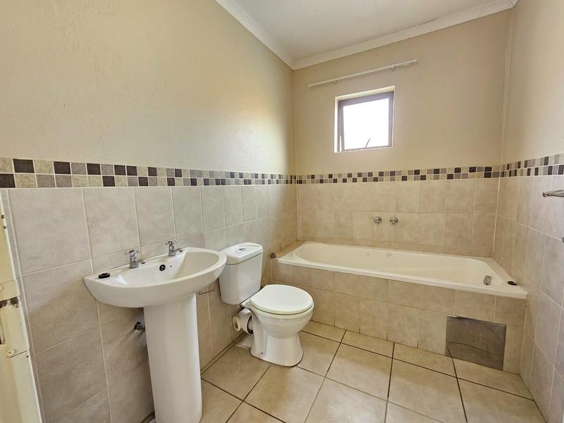 To Let 2 Bedroom Property for Rent in Princess A H Gauteng