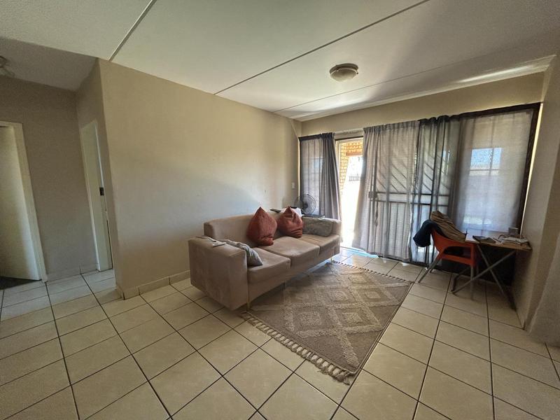To Let 2 Bedroom Property for Rent in Erand Gardens Gauteng
