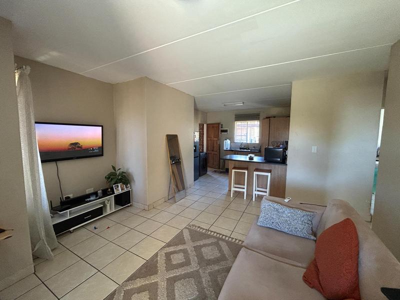 To Let 2 Bedroom Property for Rent in Erand Gardens Gauteng