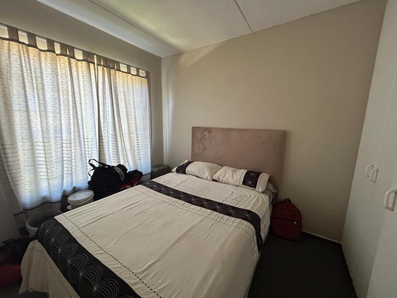 To Let 2 Bedroom Property for Rent in Erand Gardens Gauteng