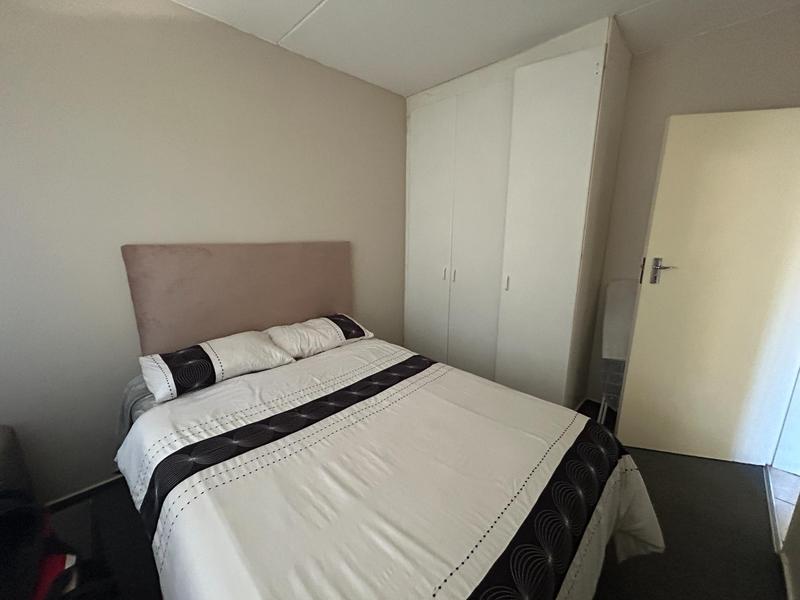 To Let 2 Bedroom Property for Rent in Erand Gardens Gauteng
