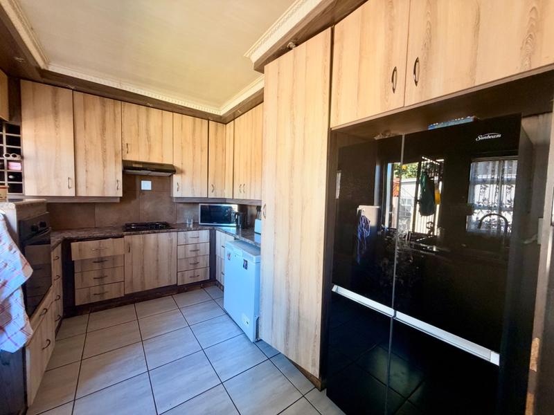 3 Bedroom Property for Sale in Vanderbijlpark CW 3 Gauteng