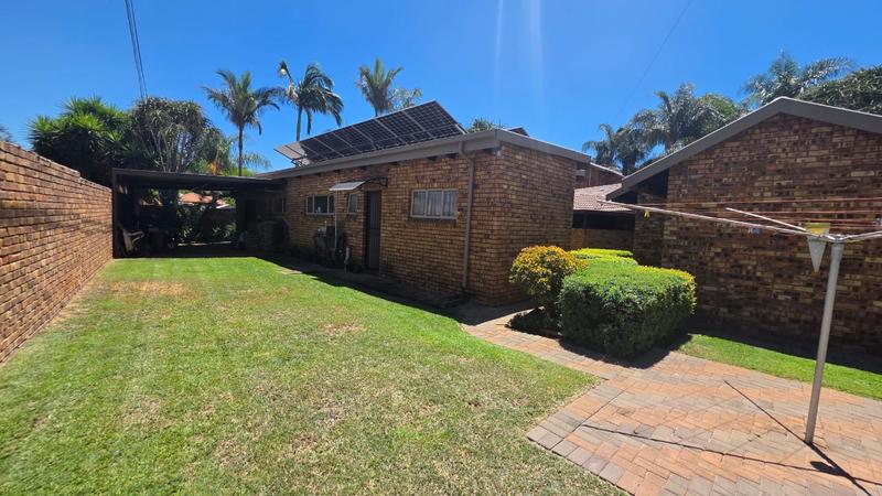 4 Bedroom Property for Sale in Doornpoort Gauteng