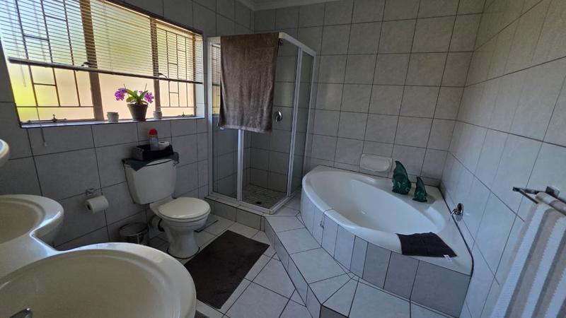 4 Bedroom Property for Sale in Doornpoort Gauteng