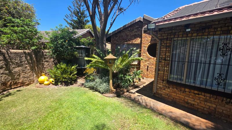 4 Bedroom Property for Sale in Doornpoort Gauteng