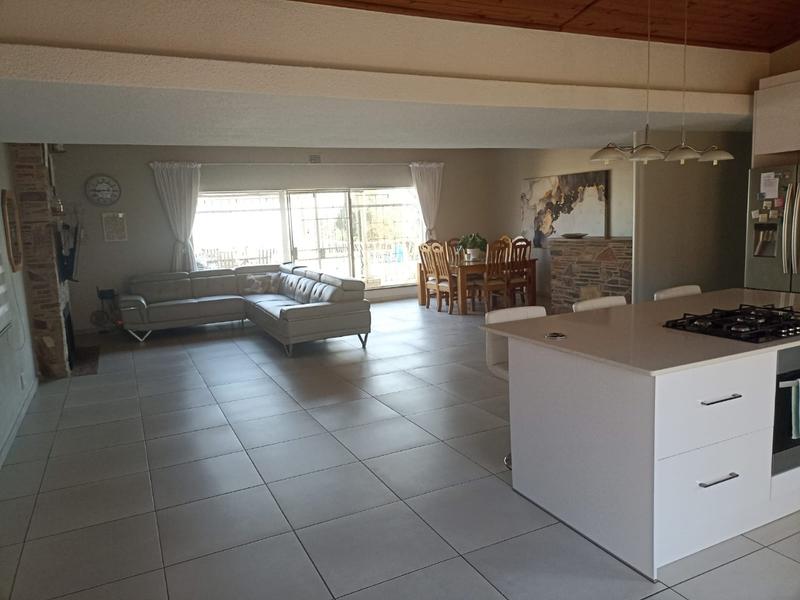 4 Bedroom Property for Sale in Sunnyridge Gauteng