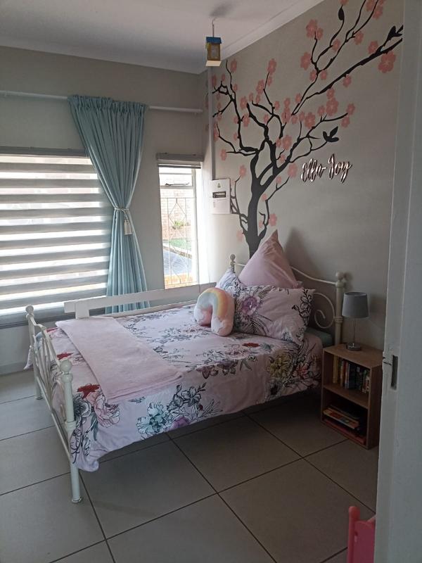 4 Bedroom Property for Sale in Sunnyridge Gauteng
