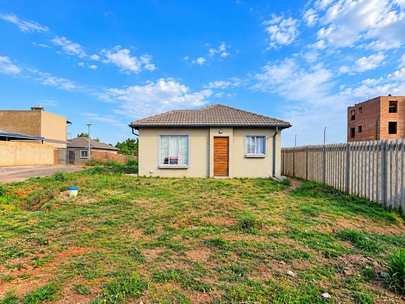 3 Bedroom Property for Sale in Lotus Gardens Gauteng