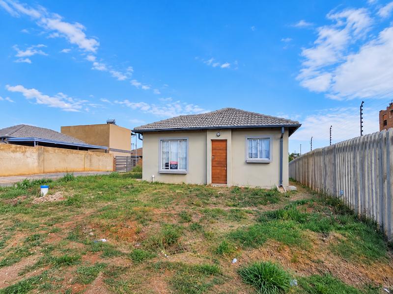 3 Bedroom Property for Sale in Lotus Gardens Gauteng