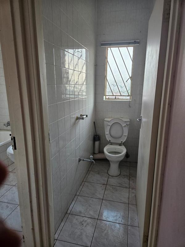 To Let 2 Bedroom Property for Rent in Laudium Gauteng