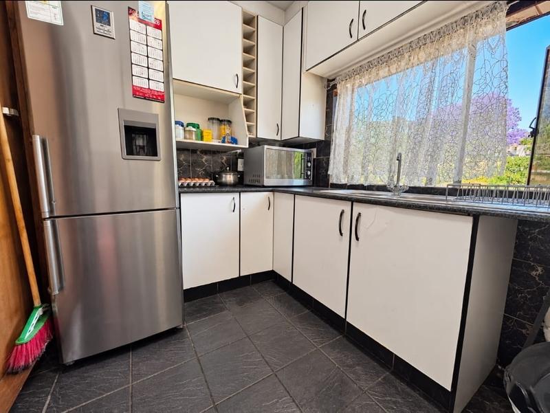 4 Bedroom Property for Sale in Bromhof Gauteng