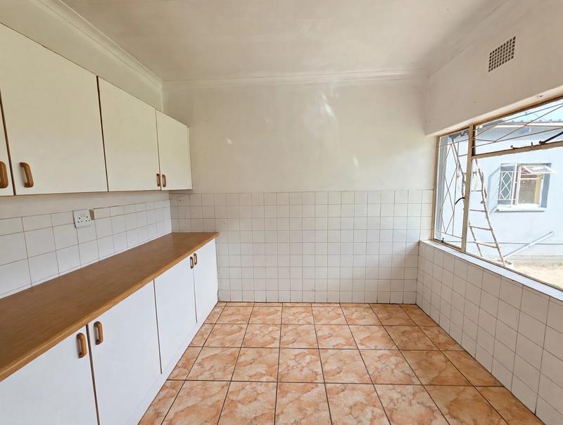 3 Bedroom Property for Sale in Rothdene Gauteng