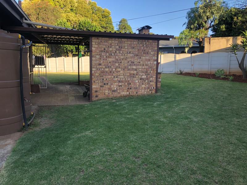 4 Bedroom Property for Sale in Birchleigh North Gauteng