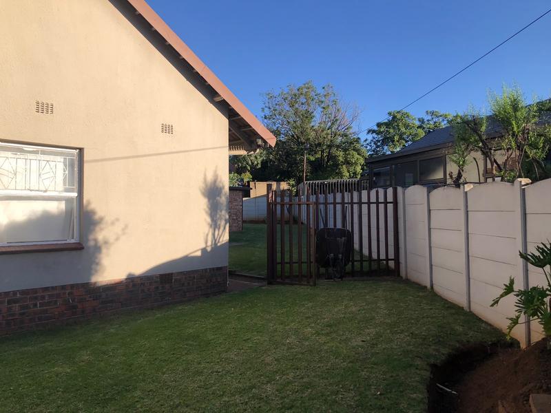 4 Bedroom Property for Sale in Birchleigh North Gauteng